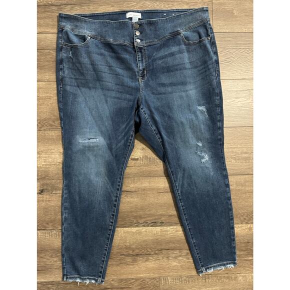 Lane Bryant‎ Plus Size Skinny Distressed Ankle Jeans Size 28 - Picture 1 of 6